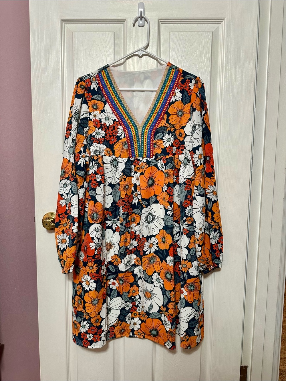 Boutique Dress Large Floral V-Neck Long Sleeve Dress in Orange and White NWOT